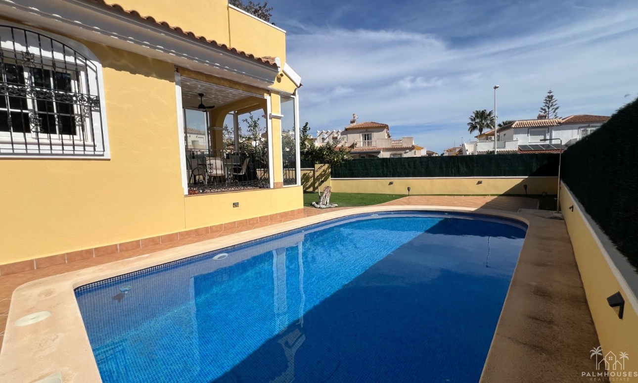 Venta - Villa - Orihuela Costa - Costa Blanca