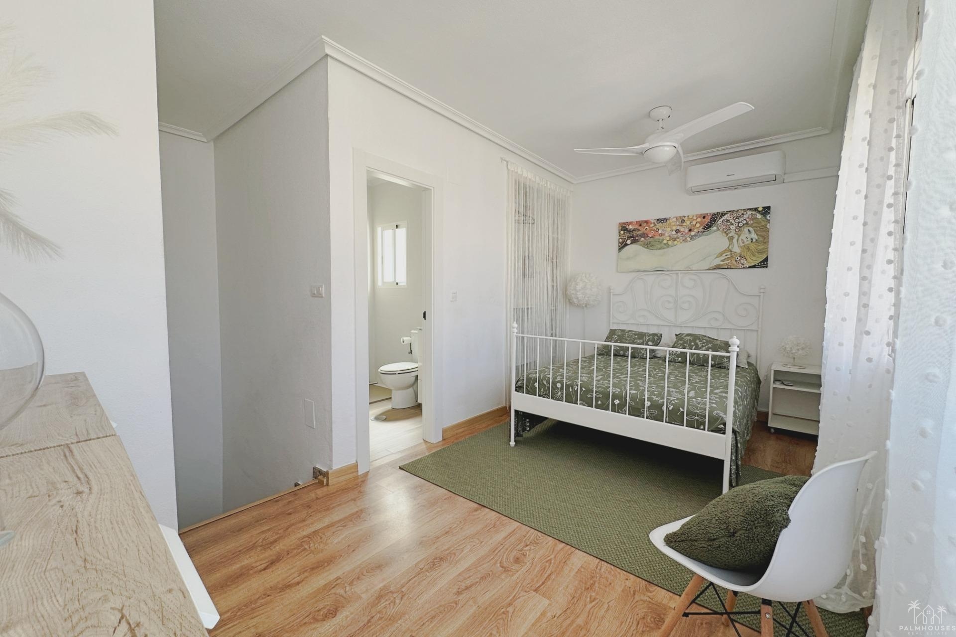 Venta - Villa - Orihuela Costa - La Zenia