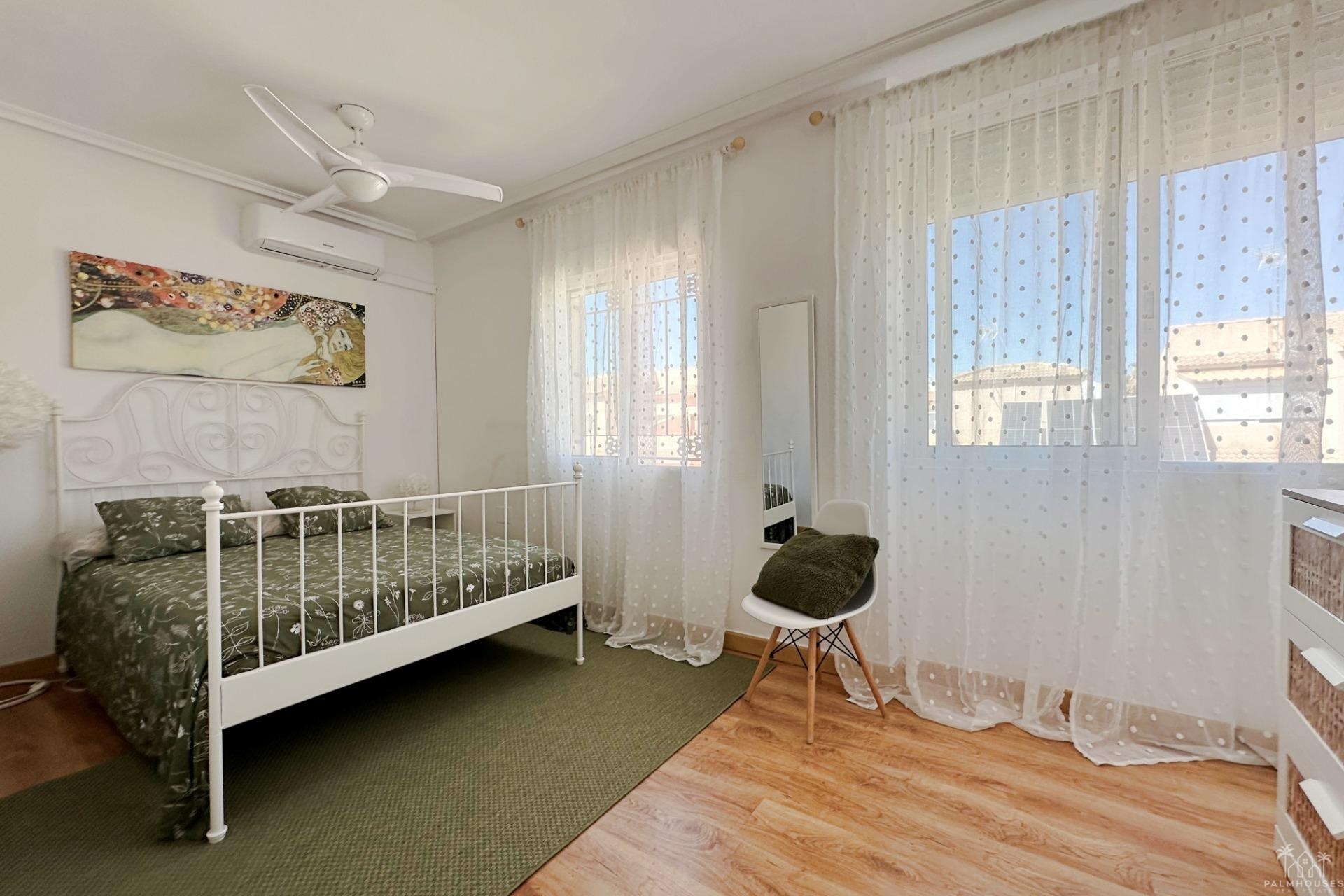 Venta - Villa - Orihuela Costa - La Zenia
