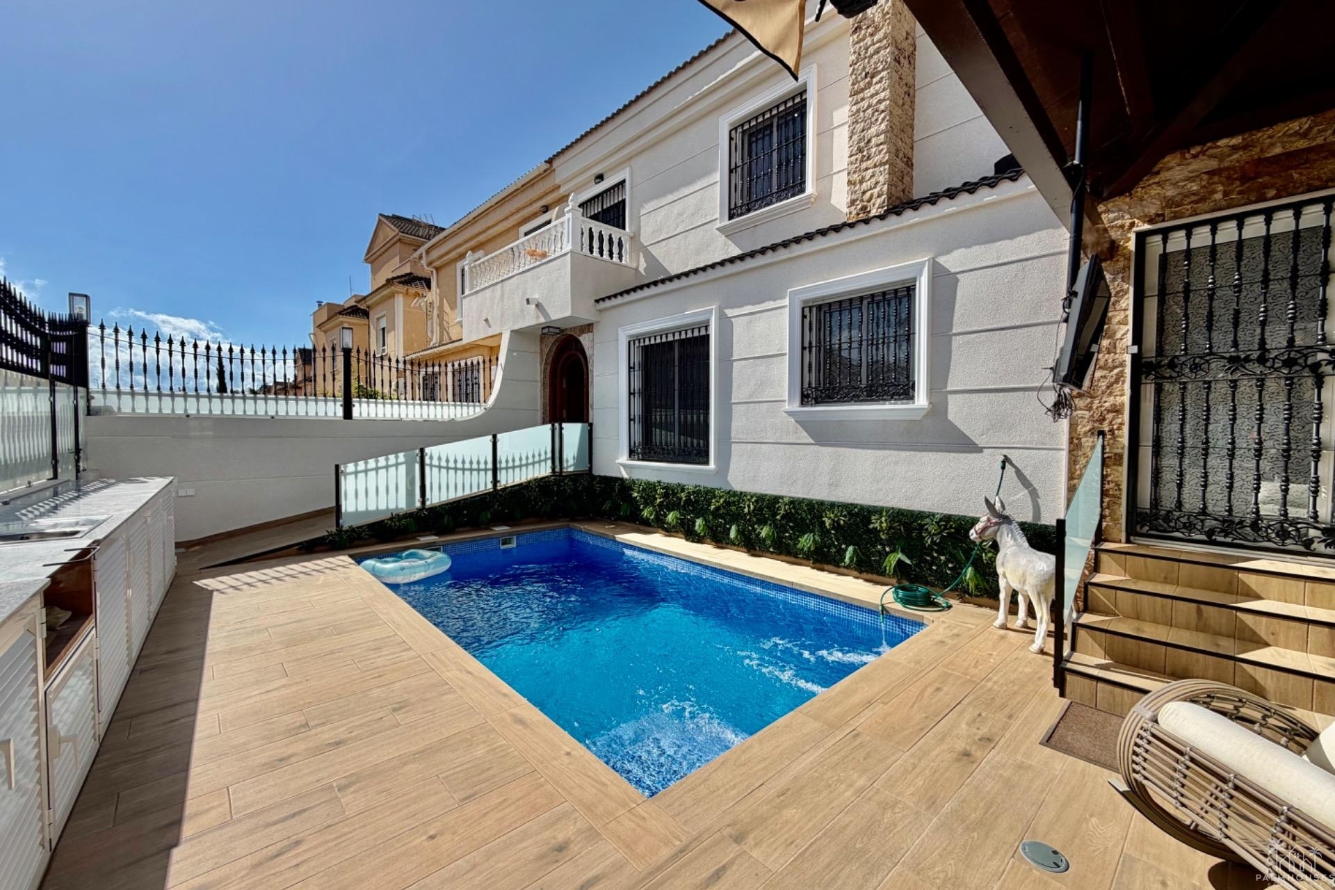 Venta - Villa - Orihuela Costa - La Zenia