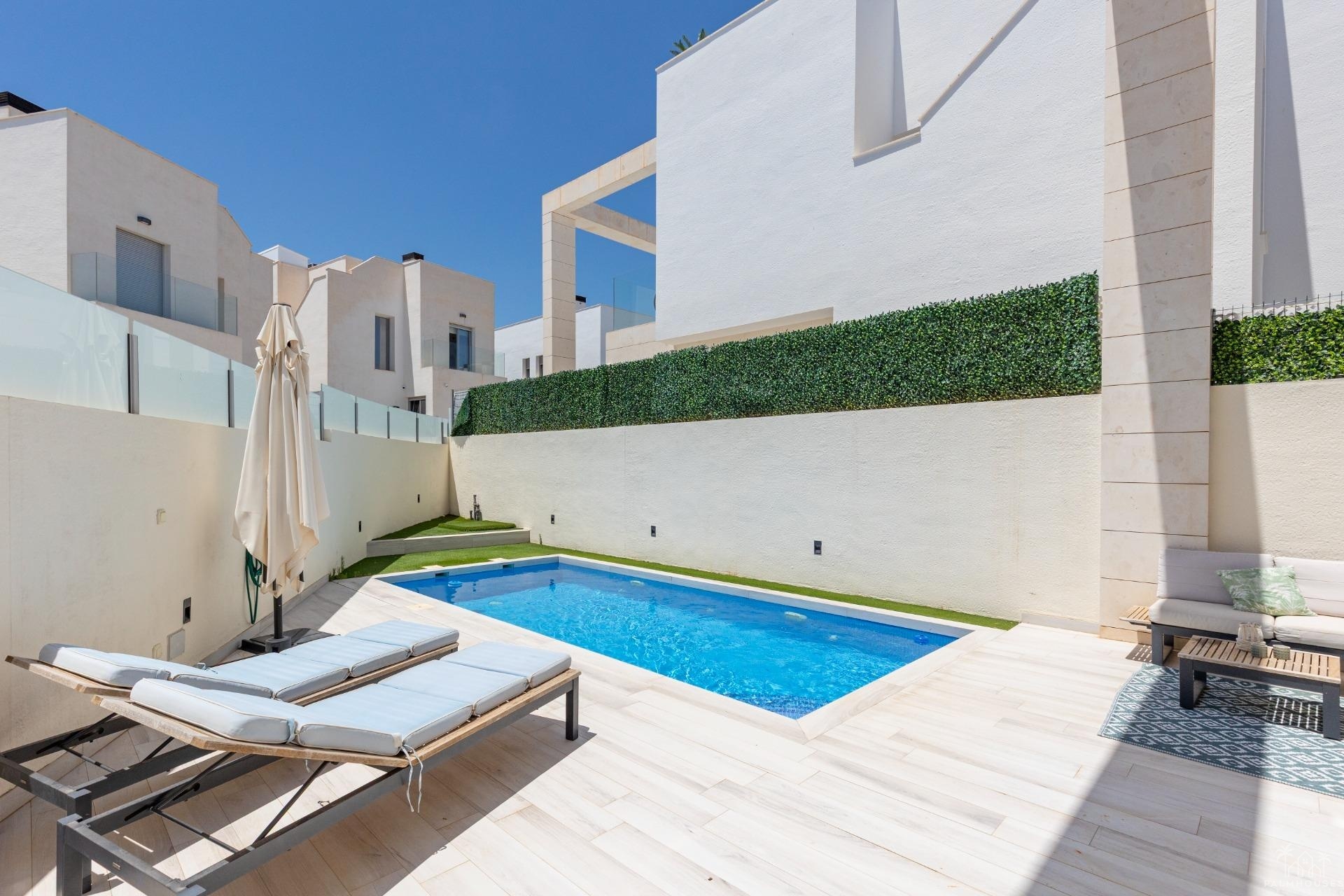 Venta - Villa - Orihuela Costa - Lomas de Cabo Roig