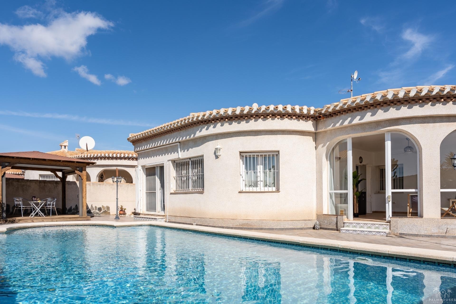 Venta - Villa - Orihuela Costa - Playa Flamenca