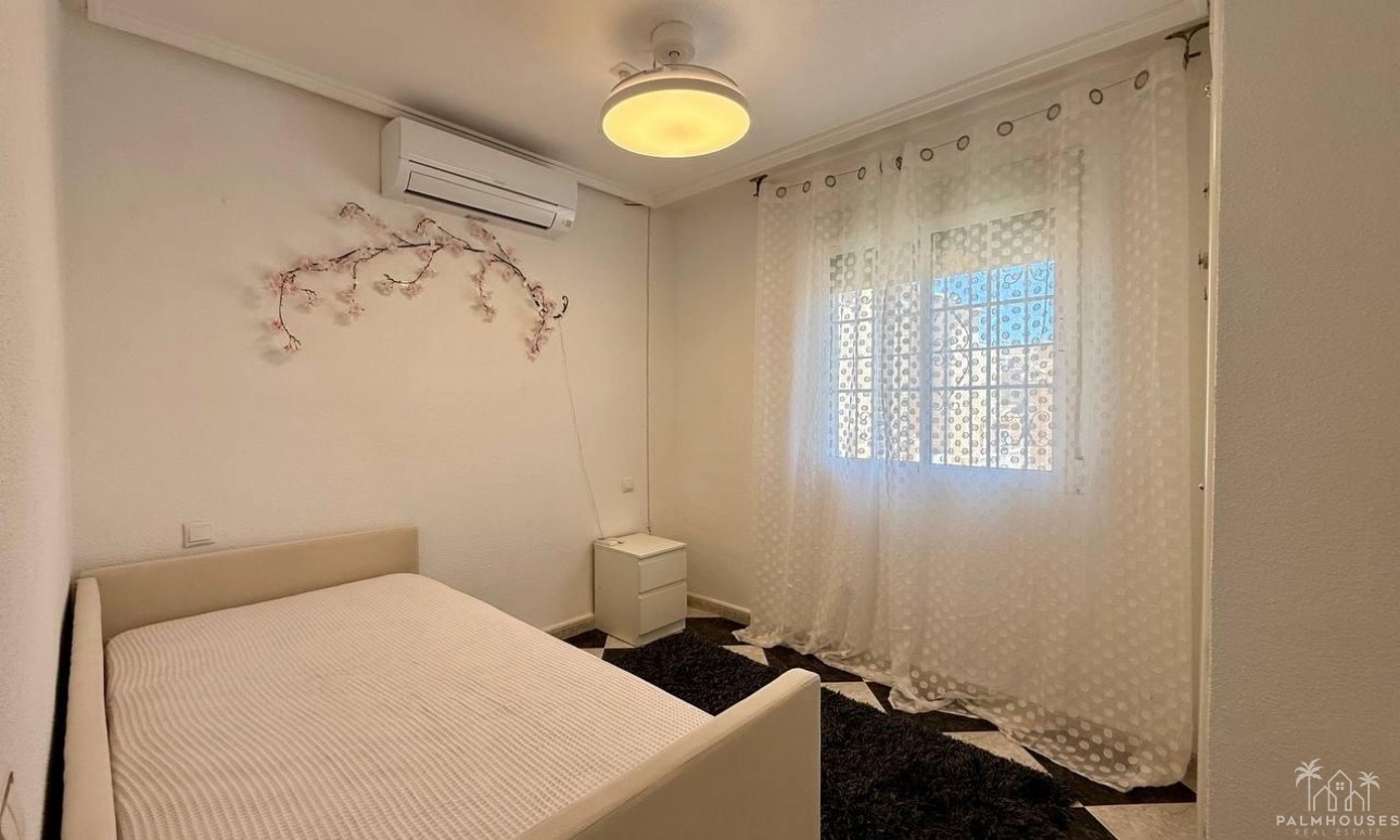 Venta - Villa - Orihuela Costa - Playa Flamenca