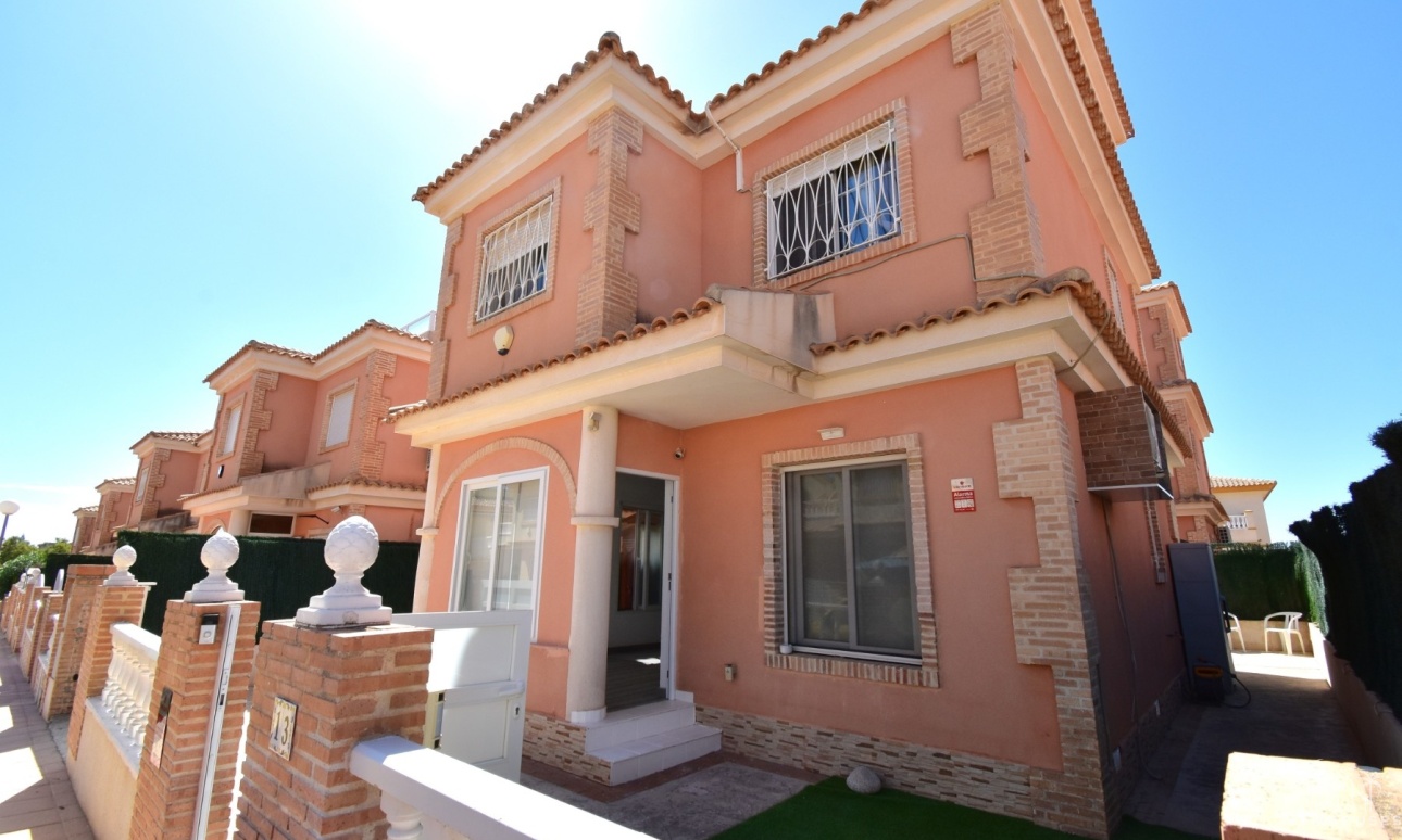 Venta - Villa - Orihuela Costa - Playa Flamenca