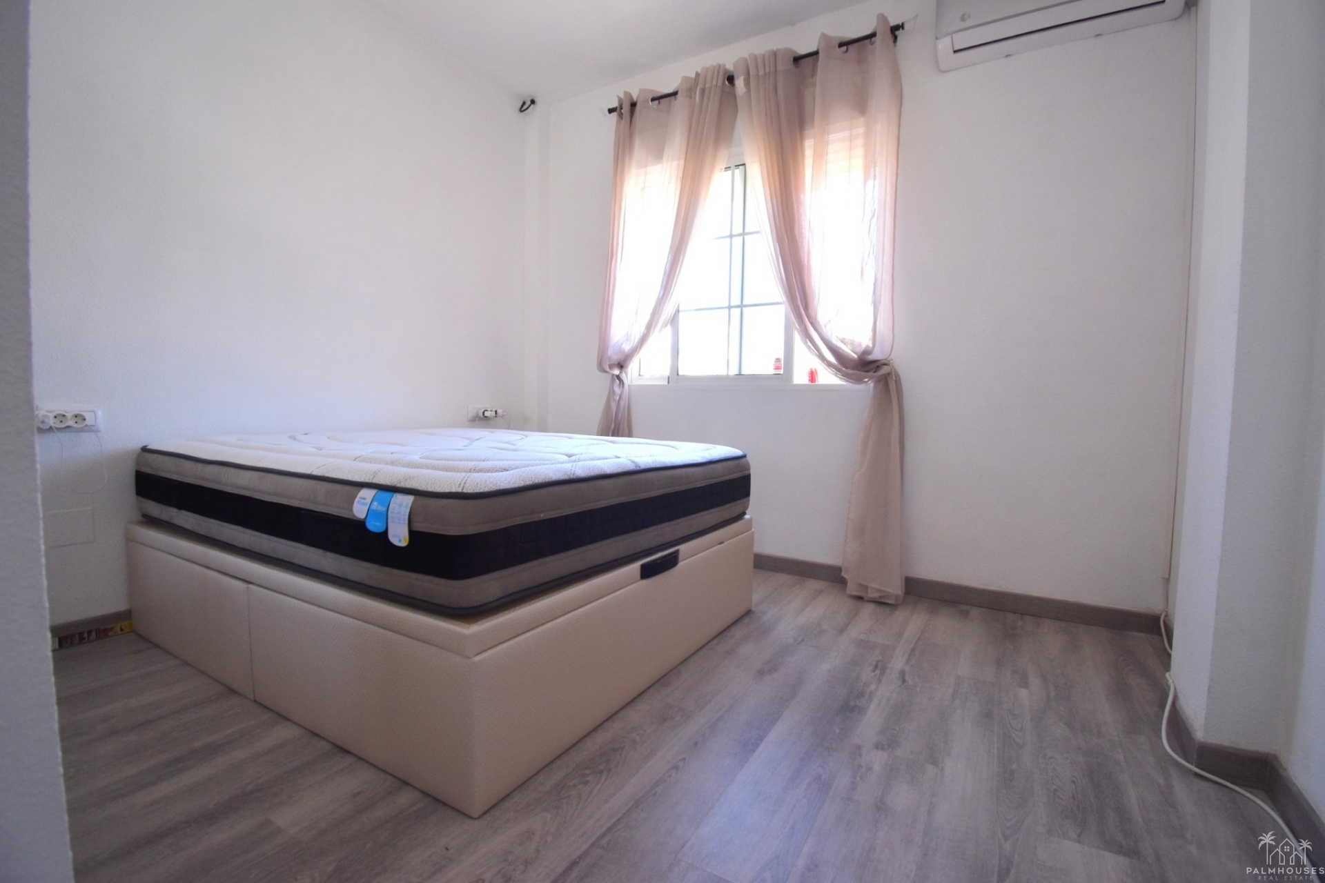 Venta - Villa - Orihuela Costa - Playa Flamenca