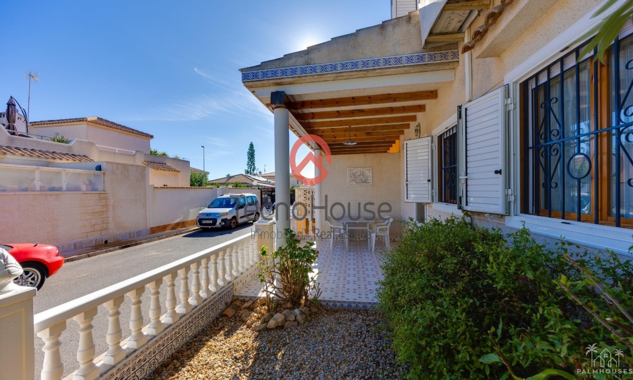 Venta - Villa - Orihuela Costa - Playa Flamenca