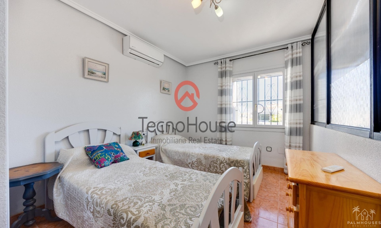 Venta - Villa - Orihuela Costa - Playa Flamenca