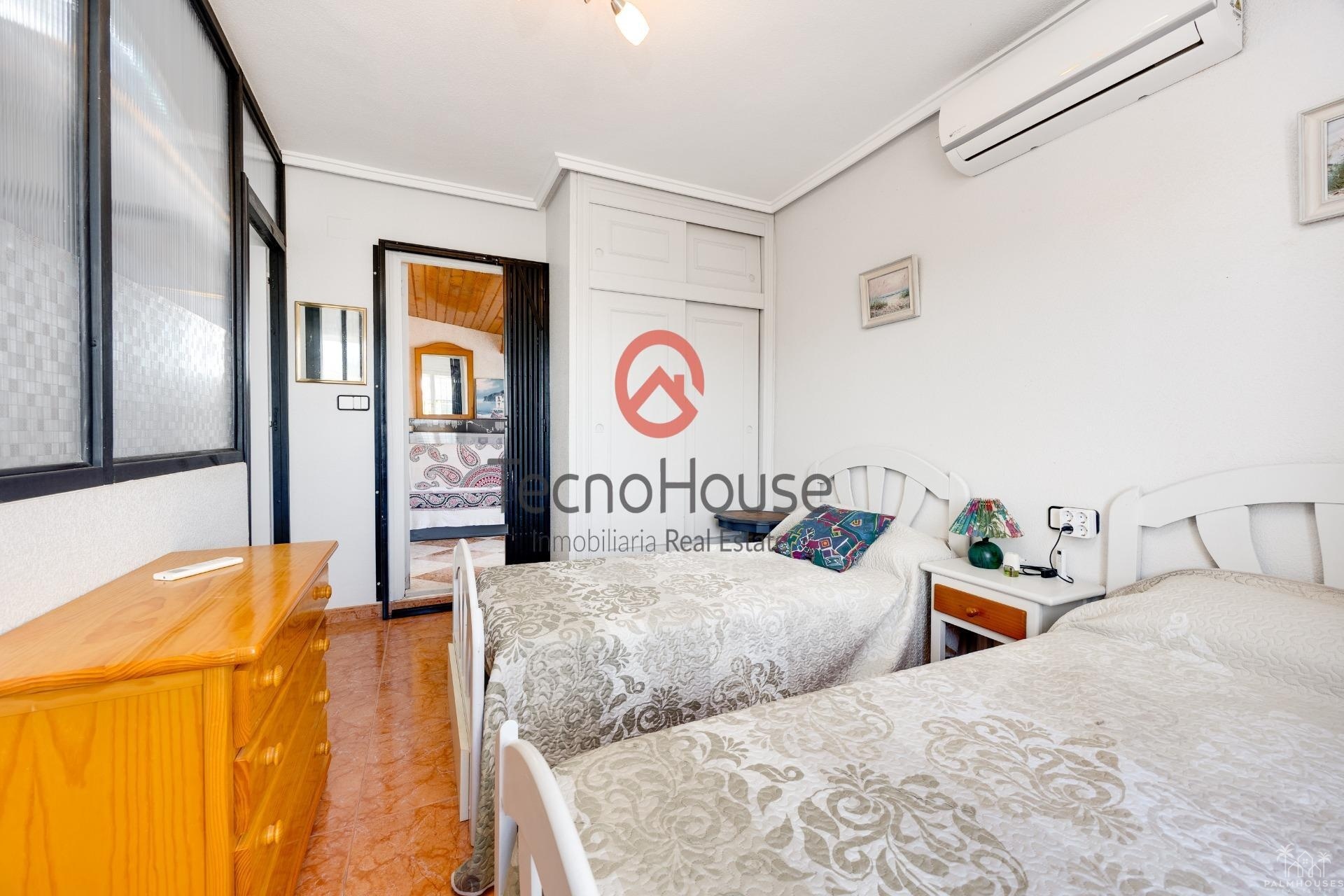 Venta - Villa - Orihuela Costa - Playa Flamenca