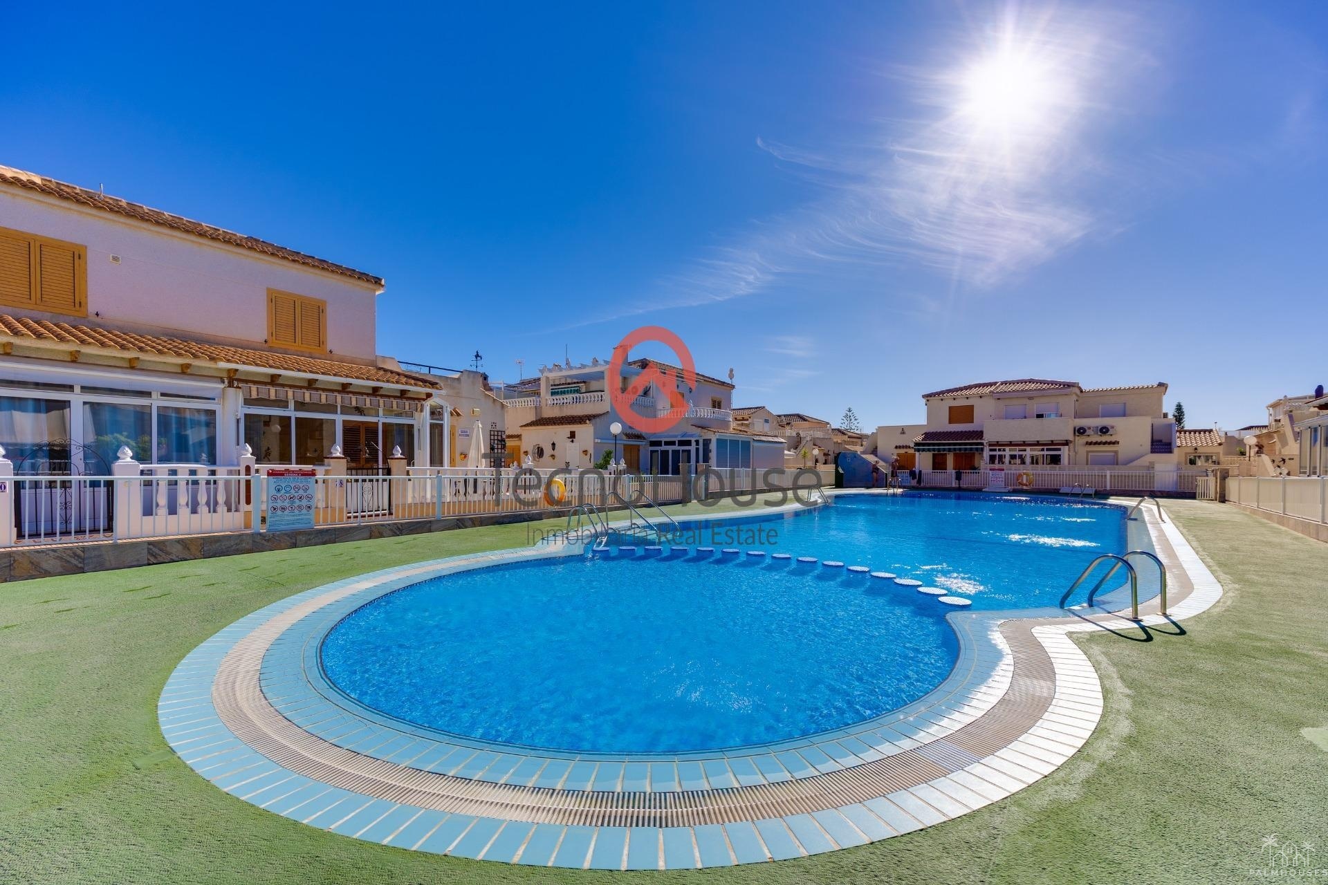Venta - Villa - Orihuela Costa - Playa Flamenca