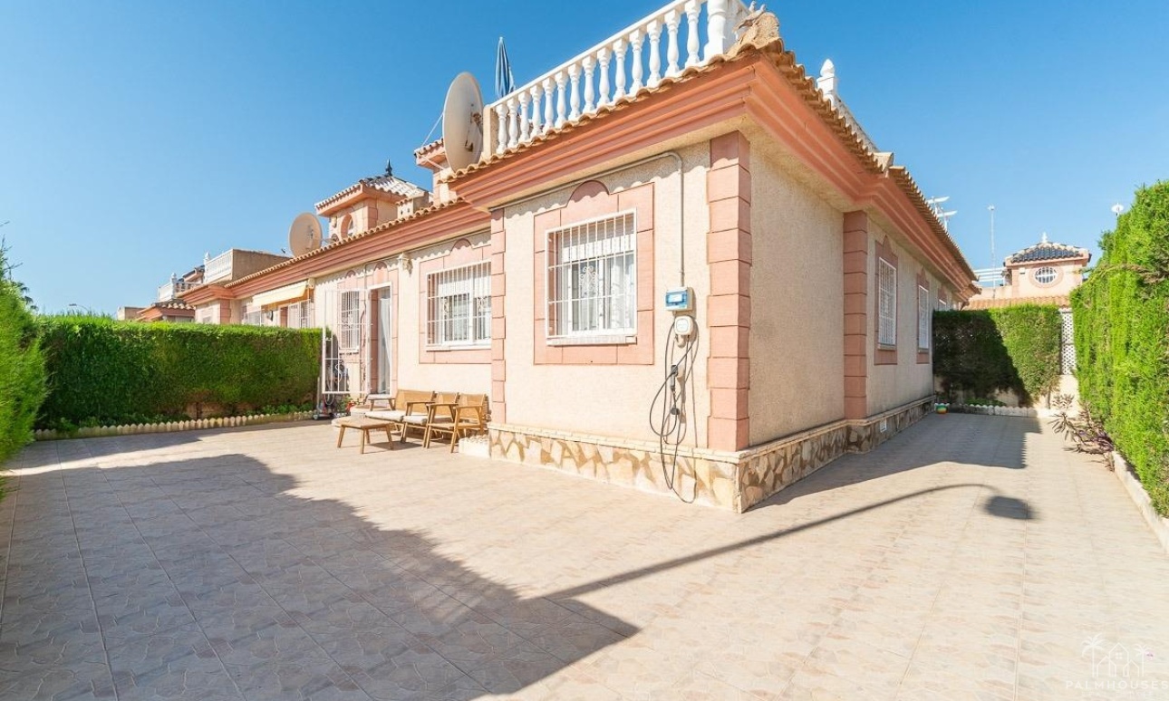 Venta - Villa - Orihuela Costa - Punta Prima