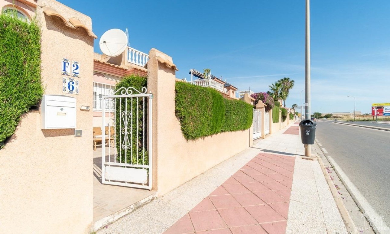 Venta - Villa - Orihuela Costa - Punta Prima