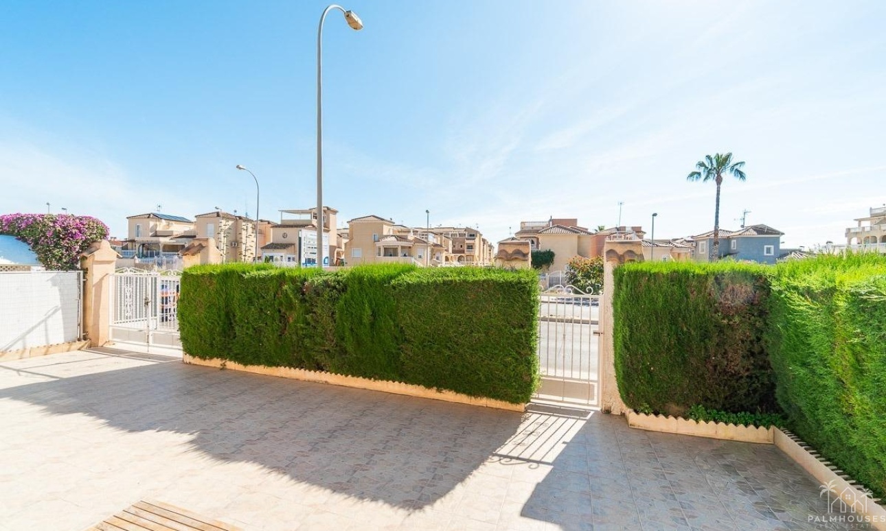 Venta - Villa - Orihuela Costa - Punta Prima
