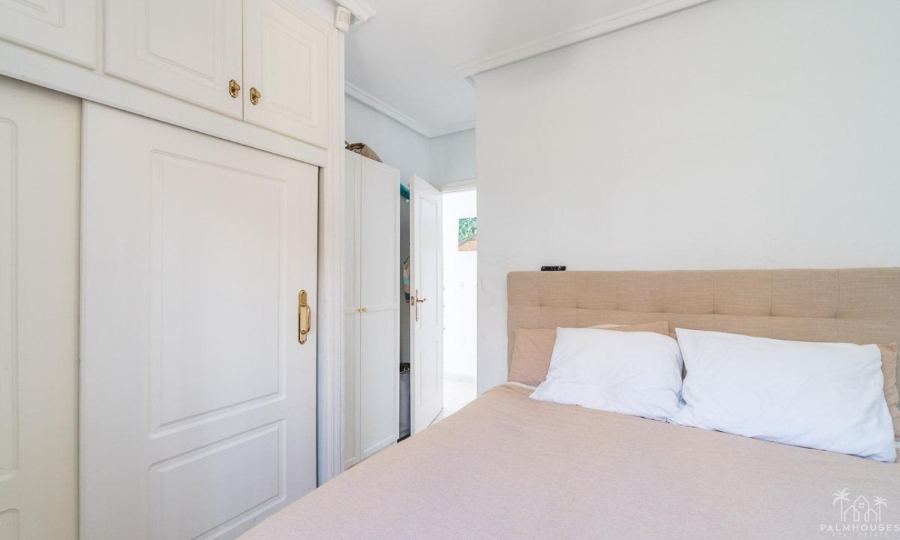 Venta - Villa - Orihuela Costa - Punta Prima