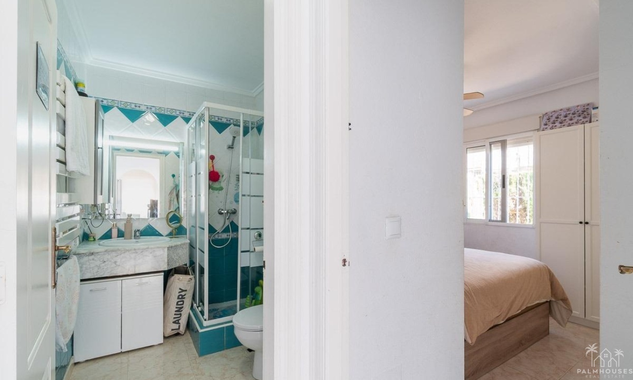 Venta - Villa - Orihuela Costa - Punta Prima