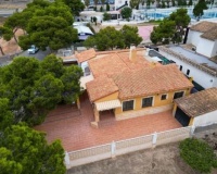 Venta - Villa - Orihuela Costa - Punta Prima