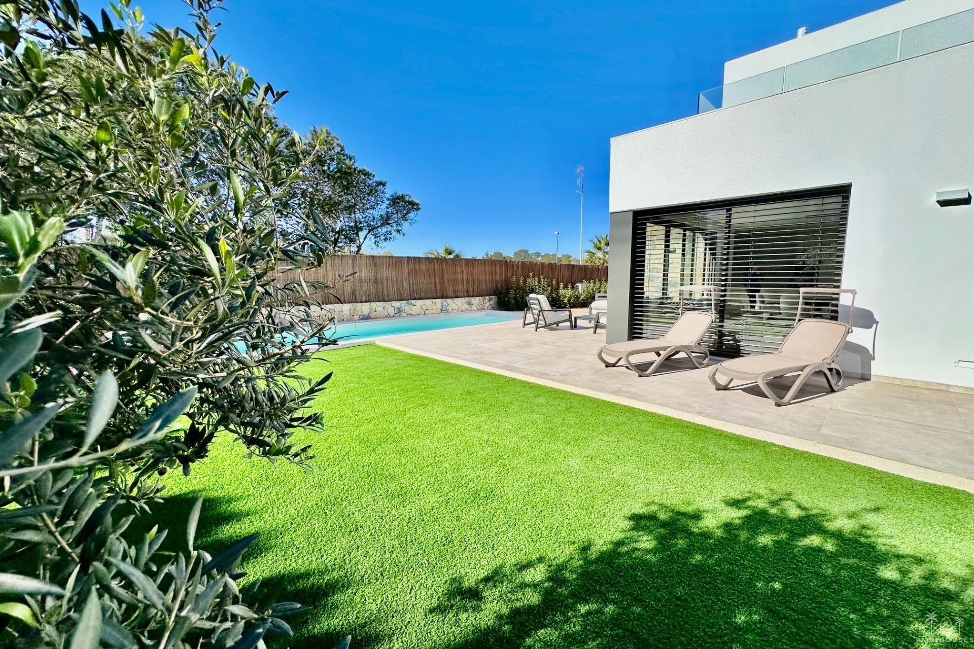 Venta - Villa - Orihuela - Las Colinas