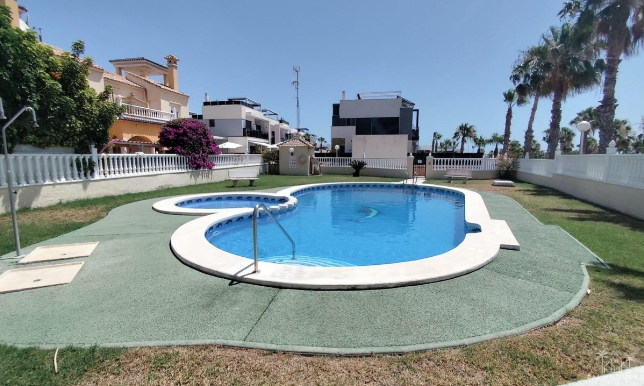 Venta - Villa - Orihuela - Lomas de Cabo Roig