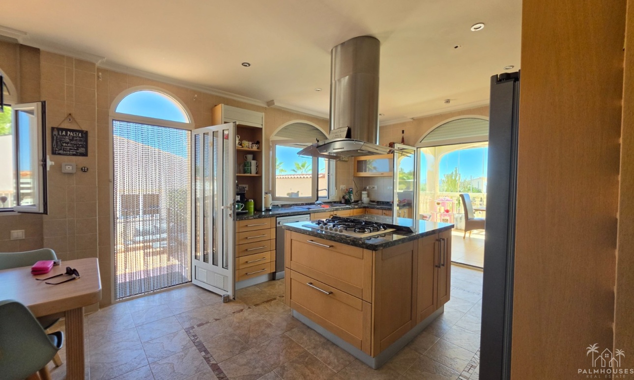 Venta - Villa - Pinoso - Inland