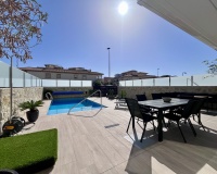 Venta - Villa - Punta Prima - Costa Blanca