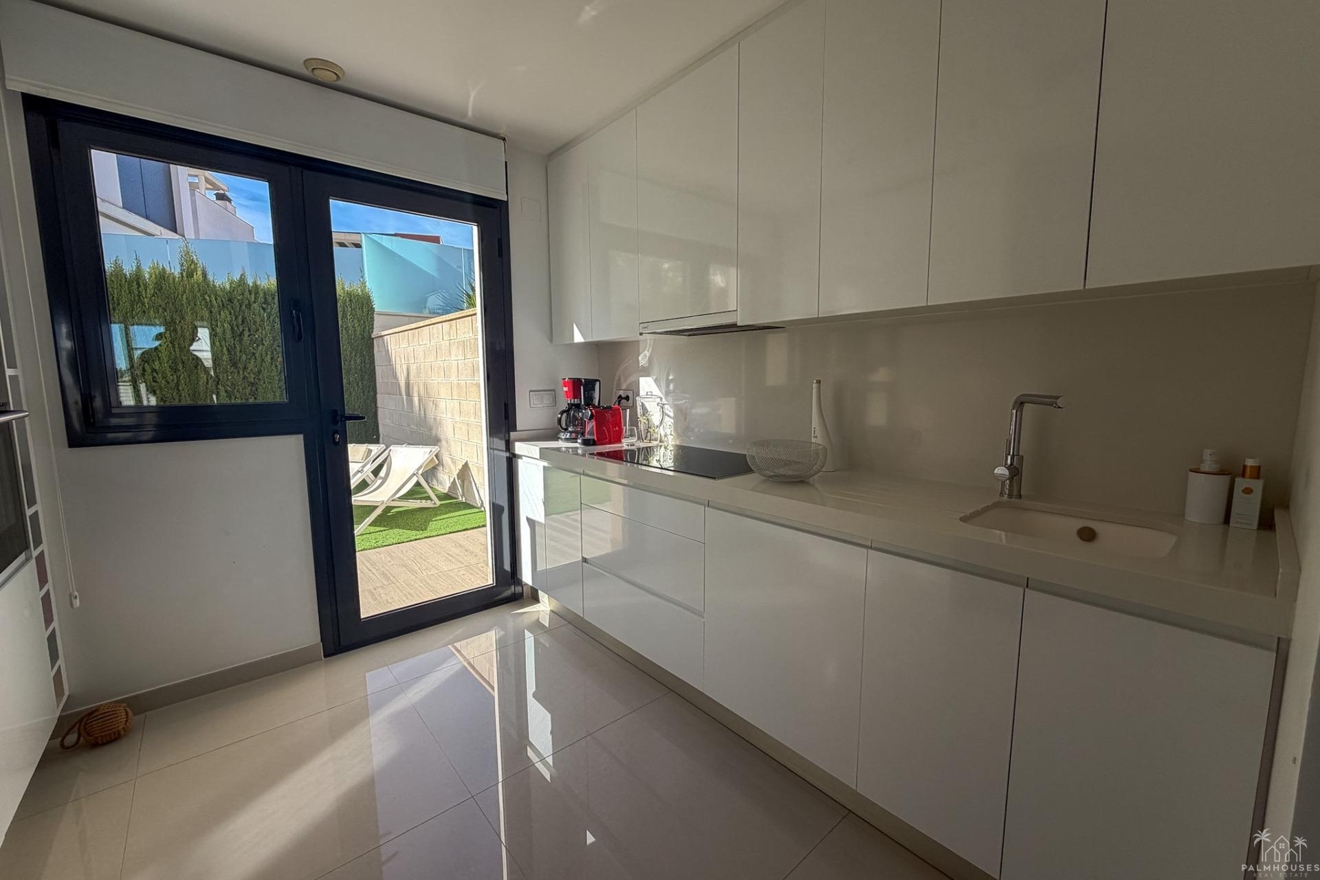 Venta - Villa - San Miguel de Salinas - Bellavista