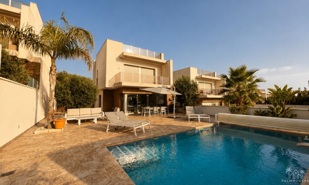 Venta - Villa - San Miguel de Salinas - Inland