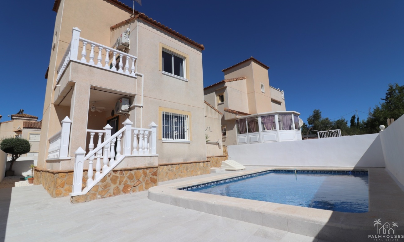 Venta - Villa - San Miguel de Salinas - Lake View Mansions