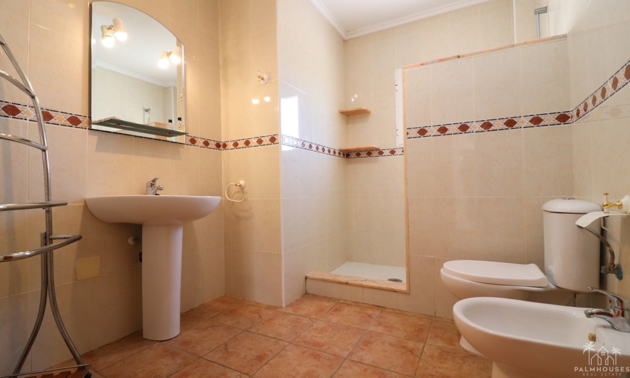 Venta - Villa - San Miguel de Salinas - Lake View Mansions
