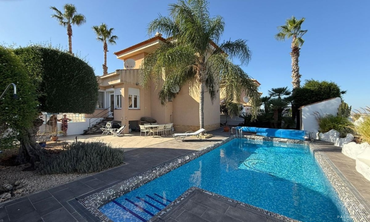 Venta - Villa - San Miguel de Salinas - San Miguel de Salinas Centro