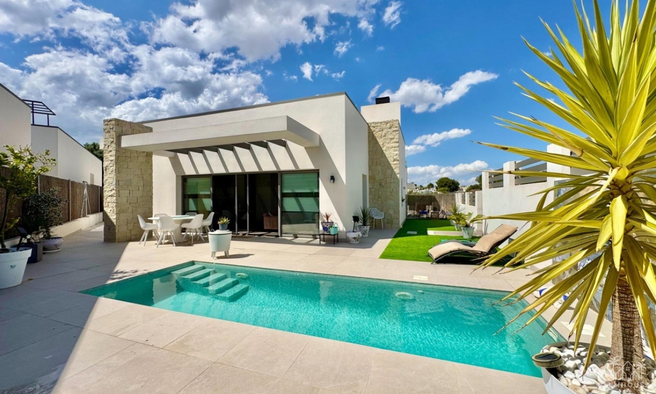 Venta - Villa - San Miguel de Salinas - San Miguel de Salinas Centro