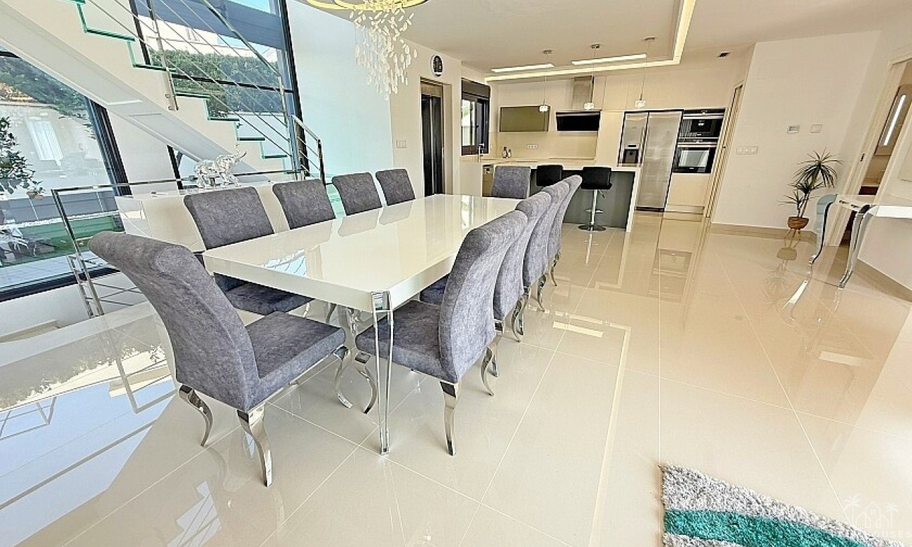 Venta - Villa - San Miguel de Salinas - San Miguel de Salinas Centro