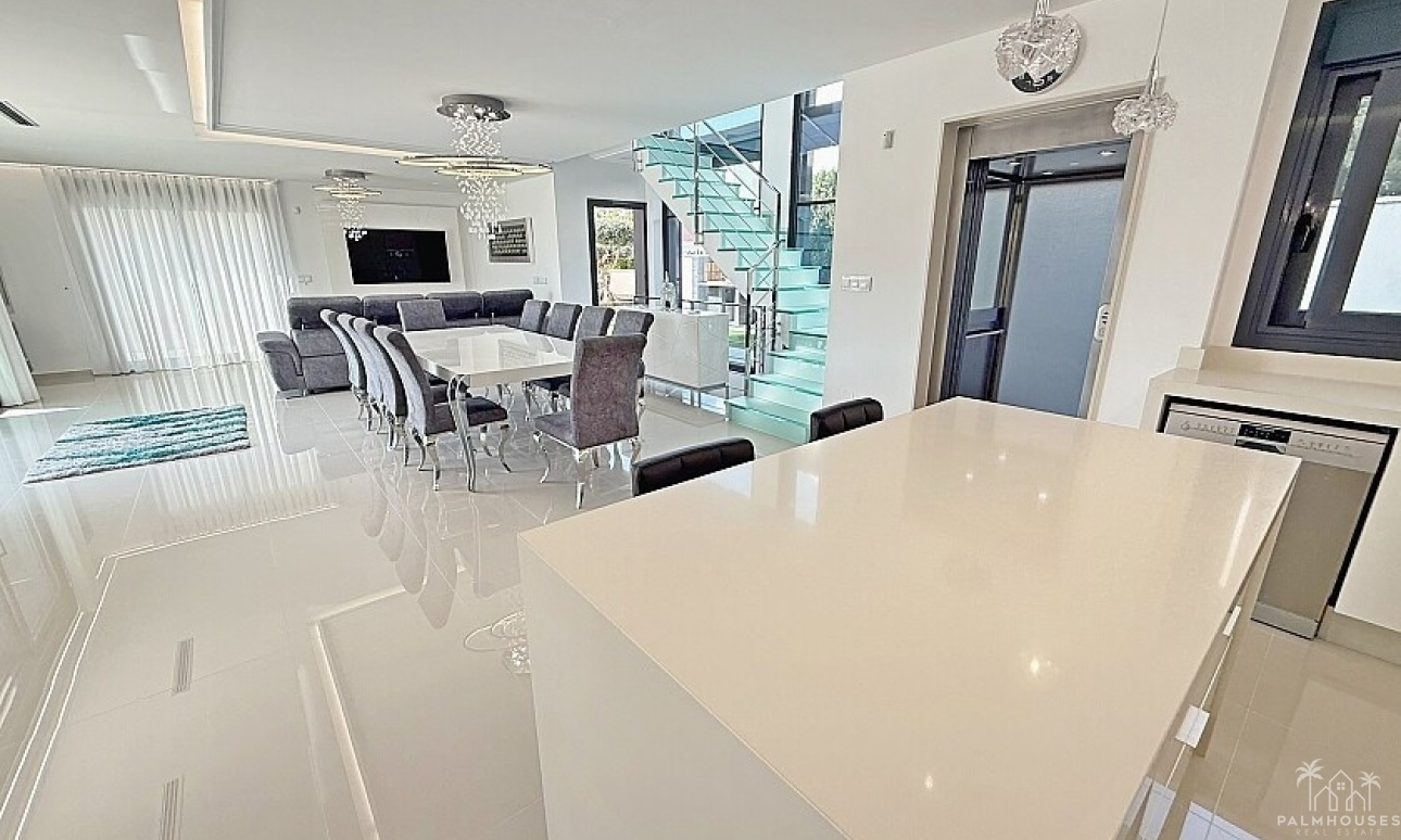 Venta - Villa - San Miguel de Salinas - San Miguel de Salinas Centro