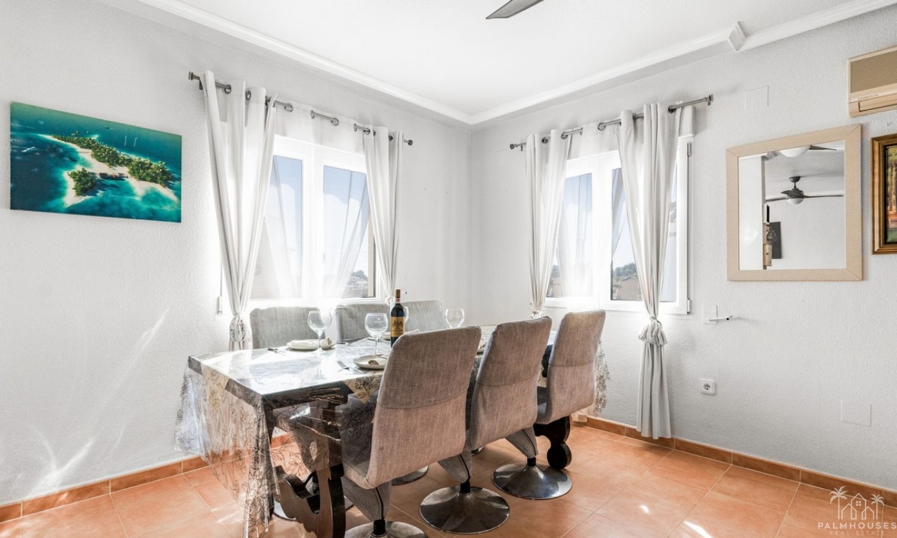 Venta - Villa - San Miguel de Salinas - San Miguel de Salinas Centro