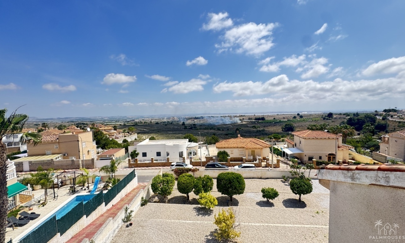Venta - Villa - San Miguel de Salinas - San Miguel