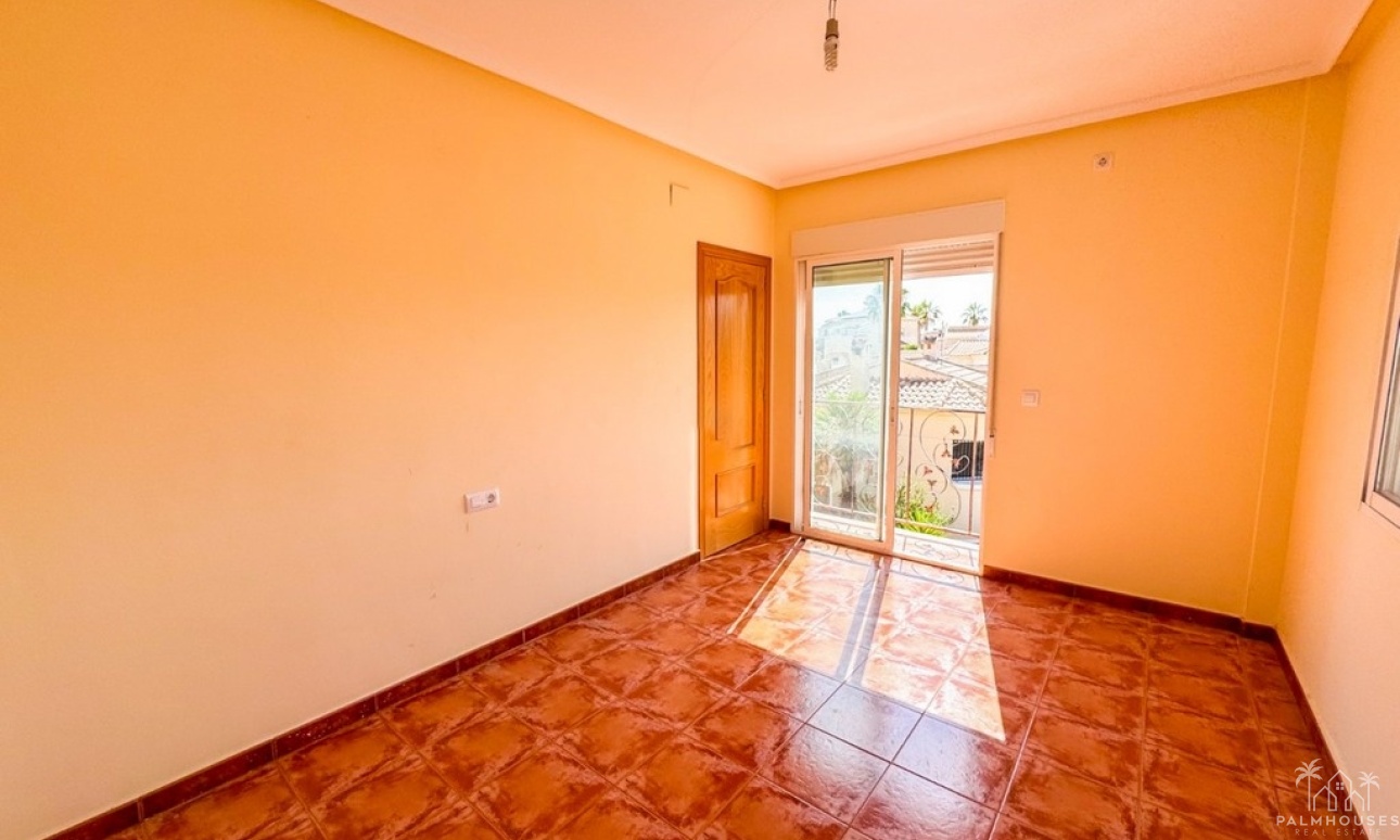 Venta - Villa - San Miguel de Salinas - San Miguel