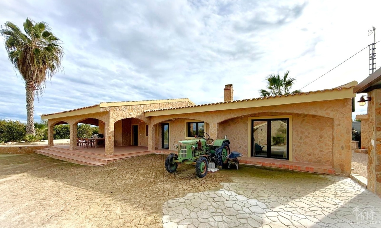 Venta - Villa - San Miguel de Salinas - San Miguel