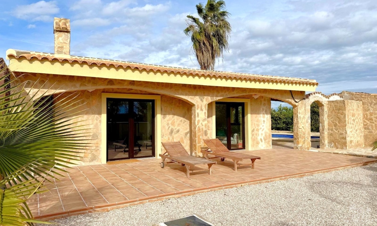 Venta - Villa - San Miguel de Salinas - San Miguel