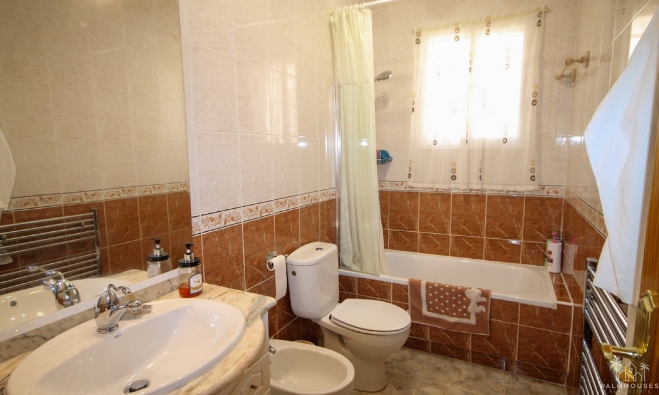 Venta - Villa - San Miguel de Salinas - San Miguel