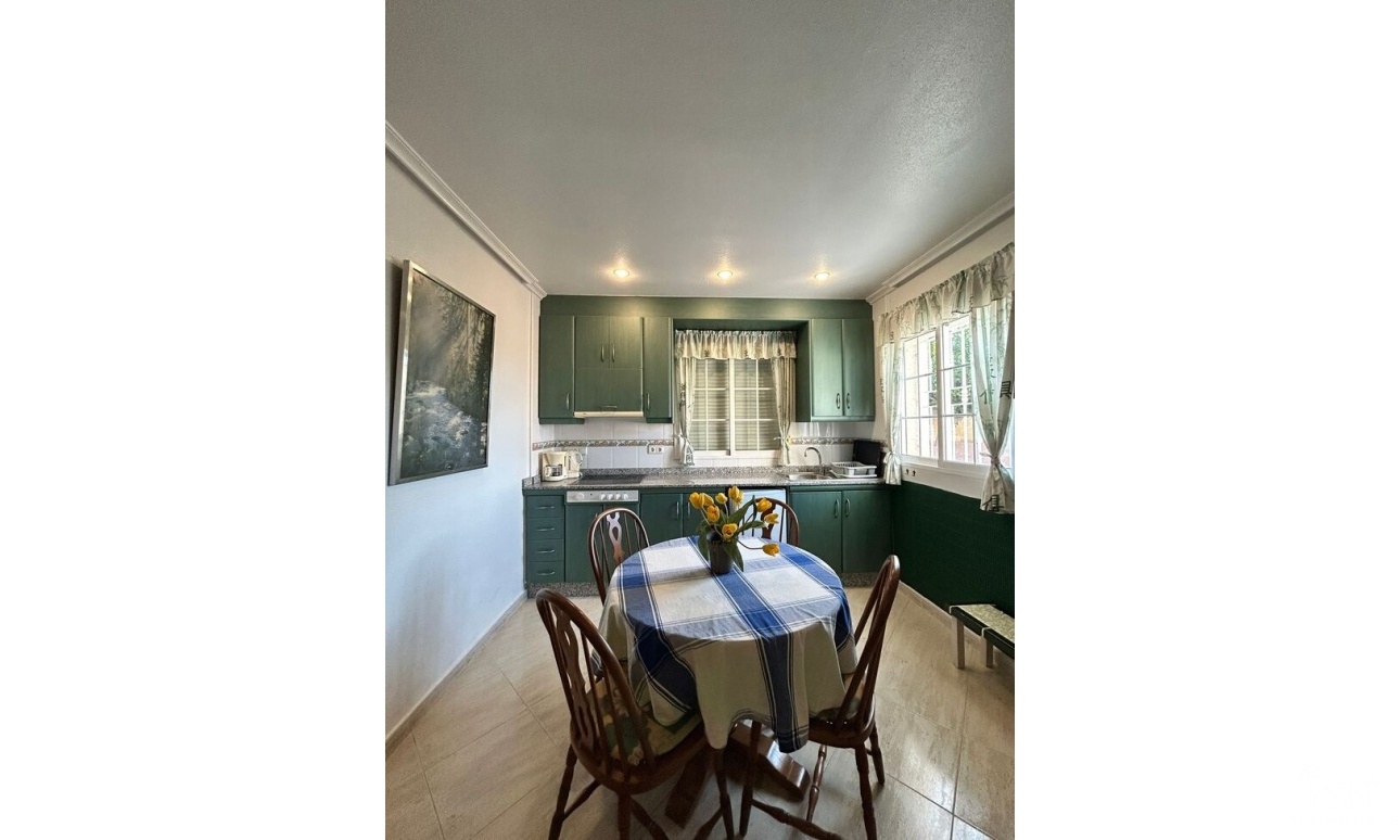 Venta - Villa - Torrevieja - Aguas Nuevas