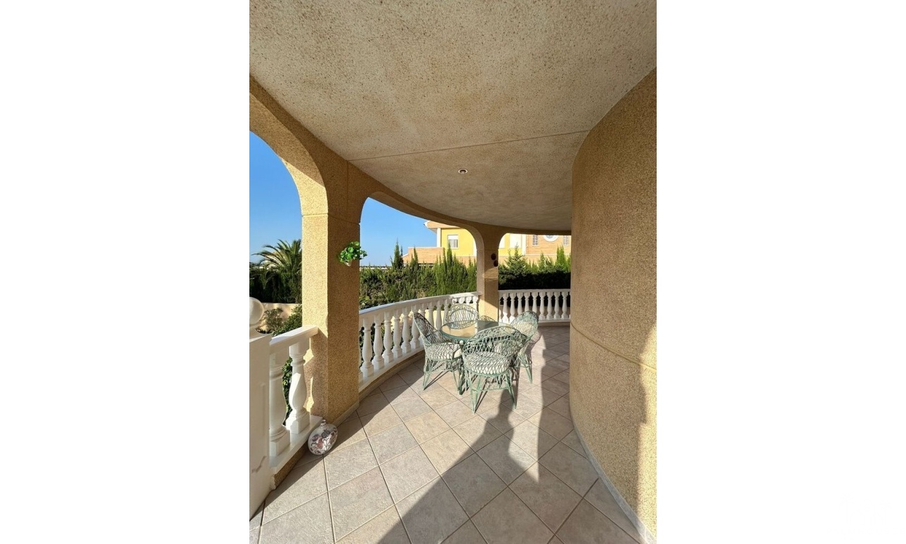Venta - Villa - Torrevieja - Aguas Nuevas