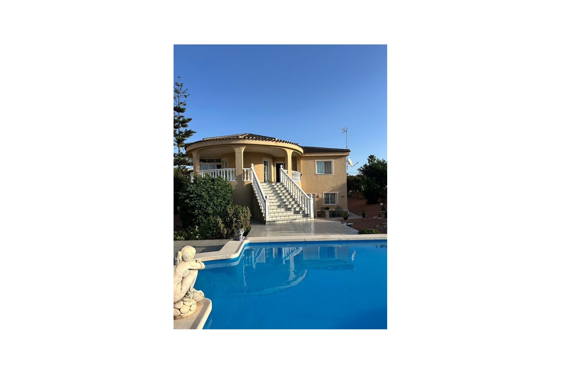 Venta - Villa - Torrevieja - Aguas Nuevas