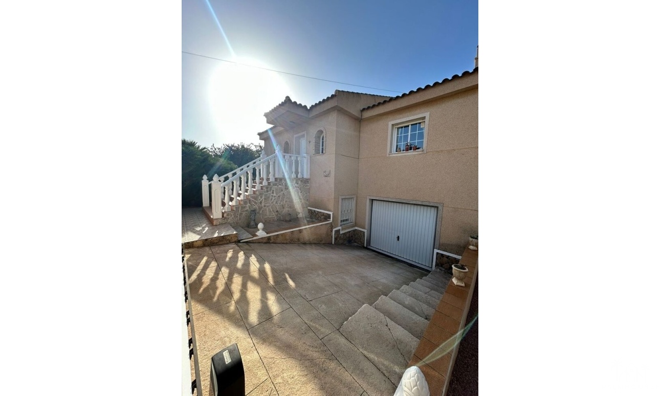 Venta - Villa - Torrevieja - Aguas Nuevas