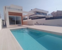 Venta - Villa - Torrevieja - Aguas Nuevas