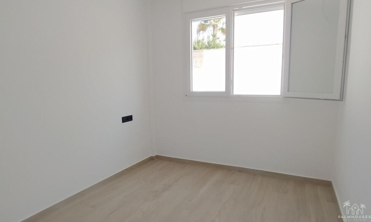 Venta - Villa - Torrevieja - Aguas Nuevas