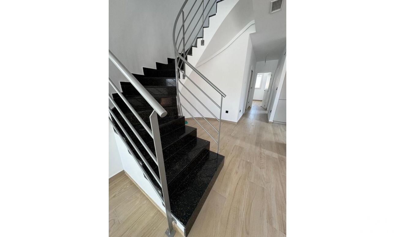 Venta - Villa - Torrevieja - Aguas Nuevas