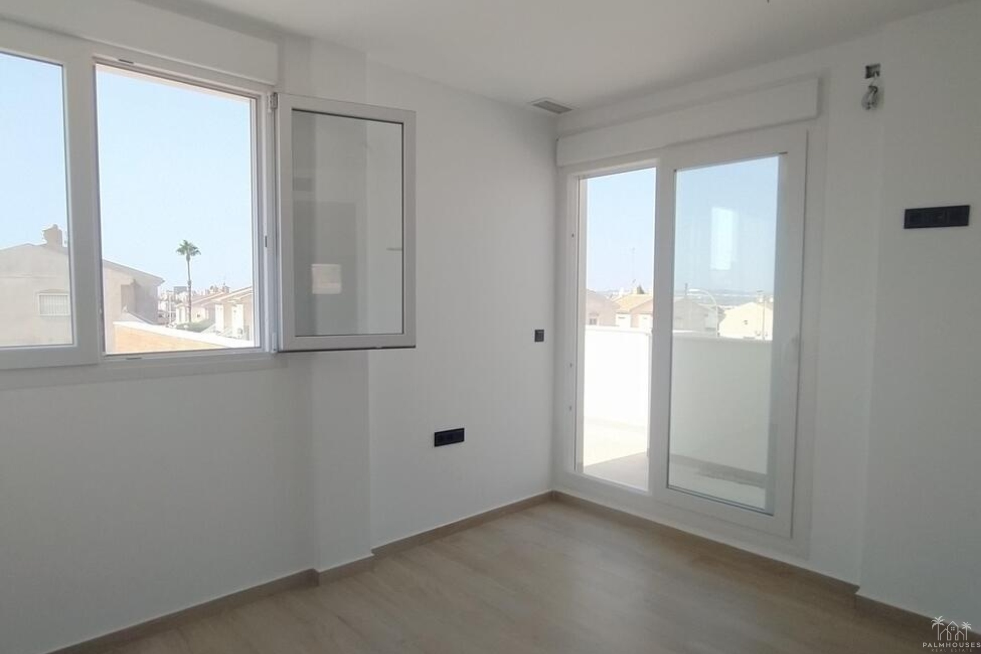 Venta - Villa - Torrevieja - Aguas Nuevas