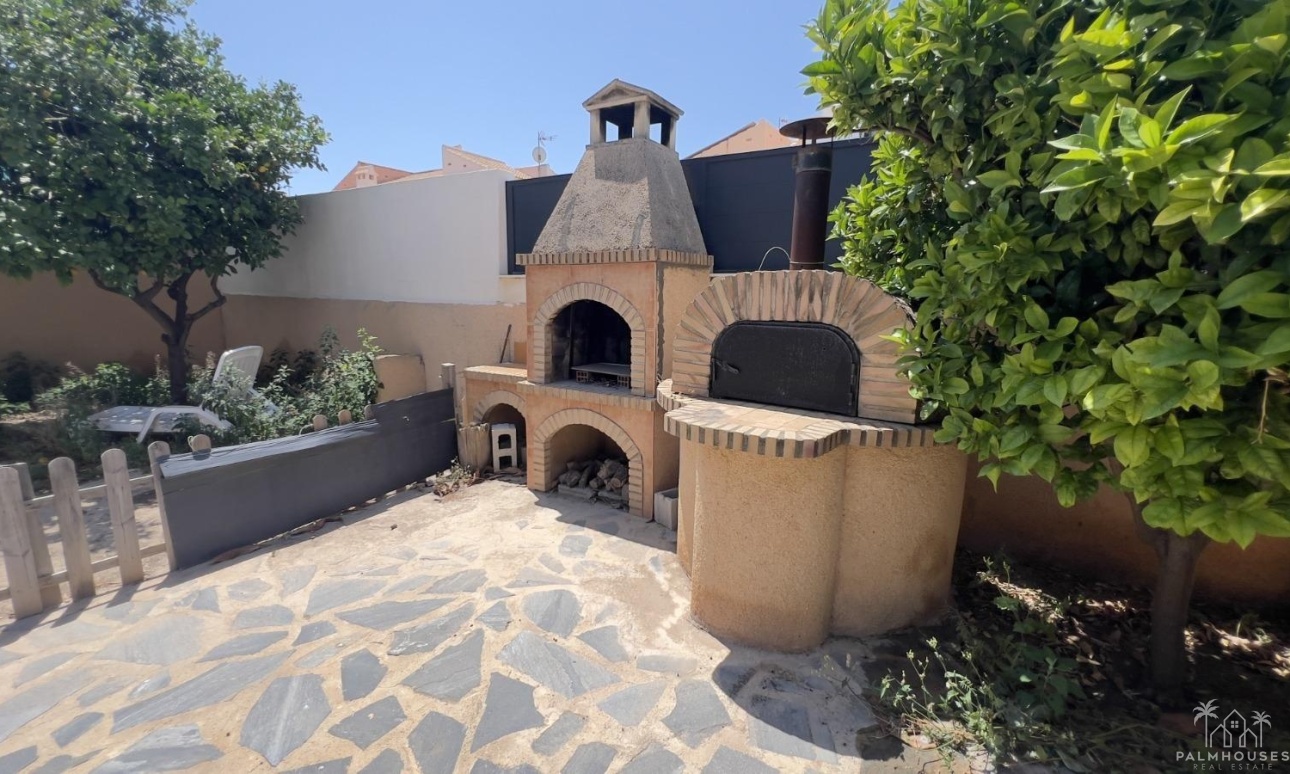 Venta - Villa - Torrevieja - Aguas Nuevas