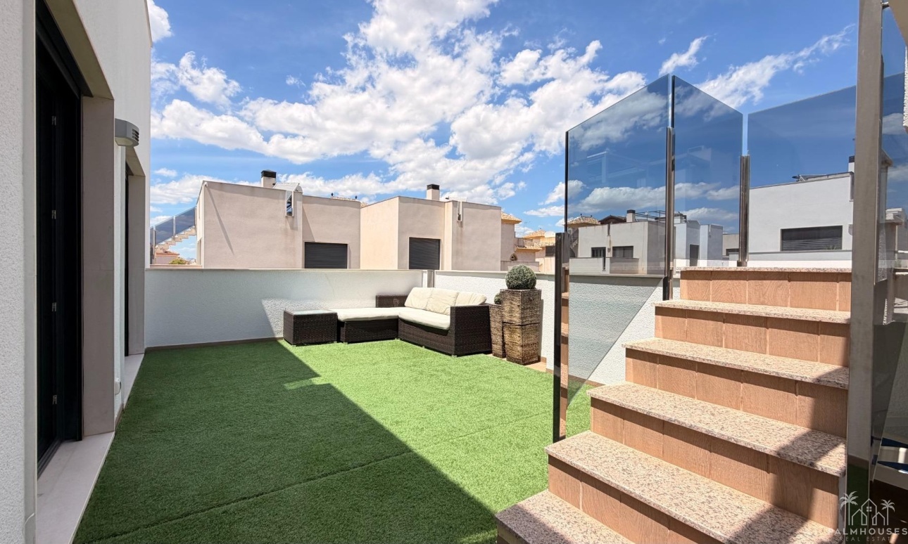 Venta - Villa - Torrevieja - Aguas Nuevas