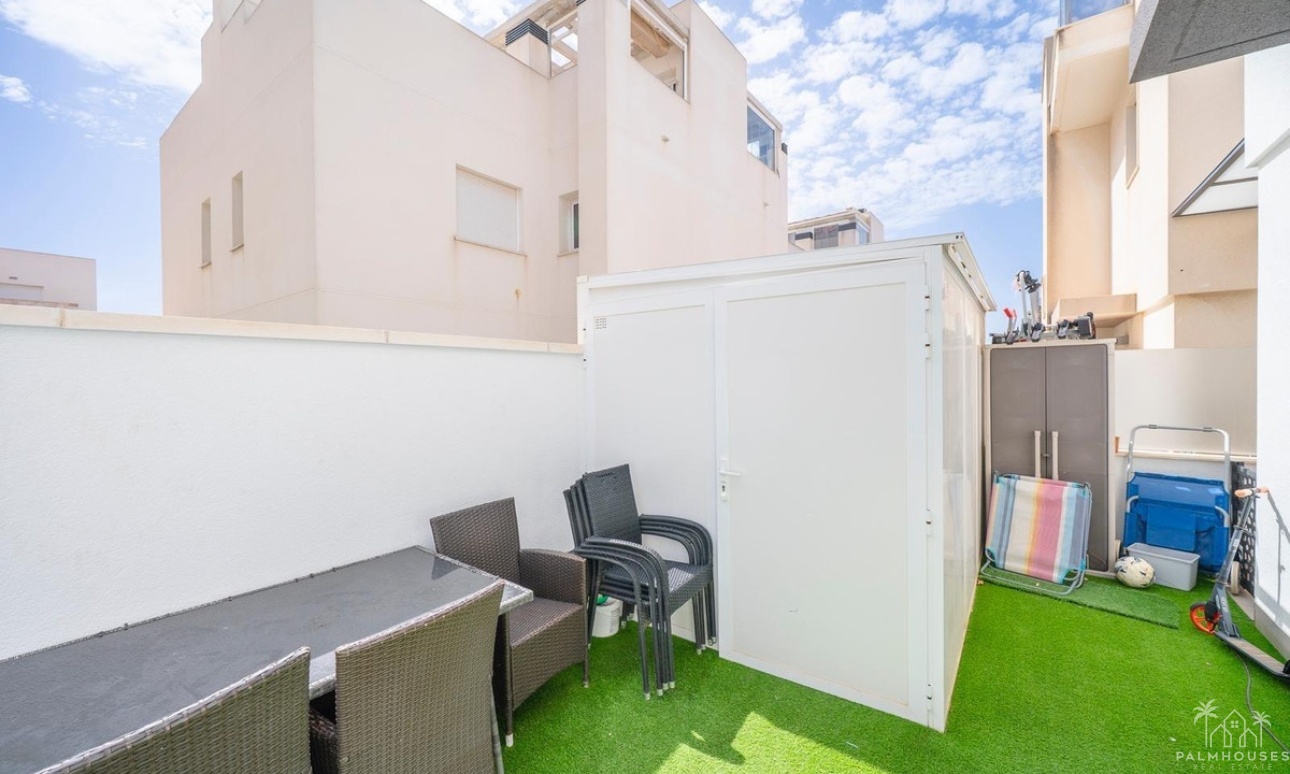 Venta - Villa - Torrevieja - Aguas Nuevas