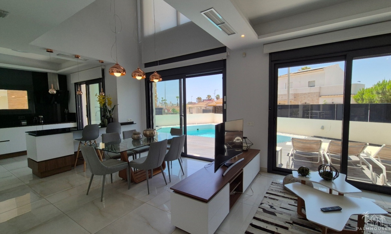 Venta - Villa - Torrevieja - Costa Blanca