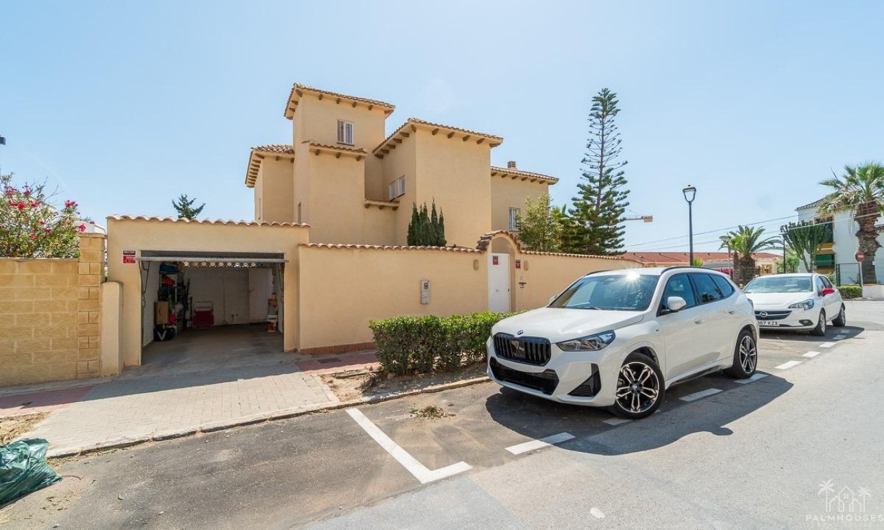 Venta - Villa - Torrevieja - La Mata